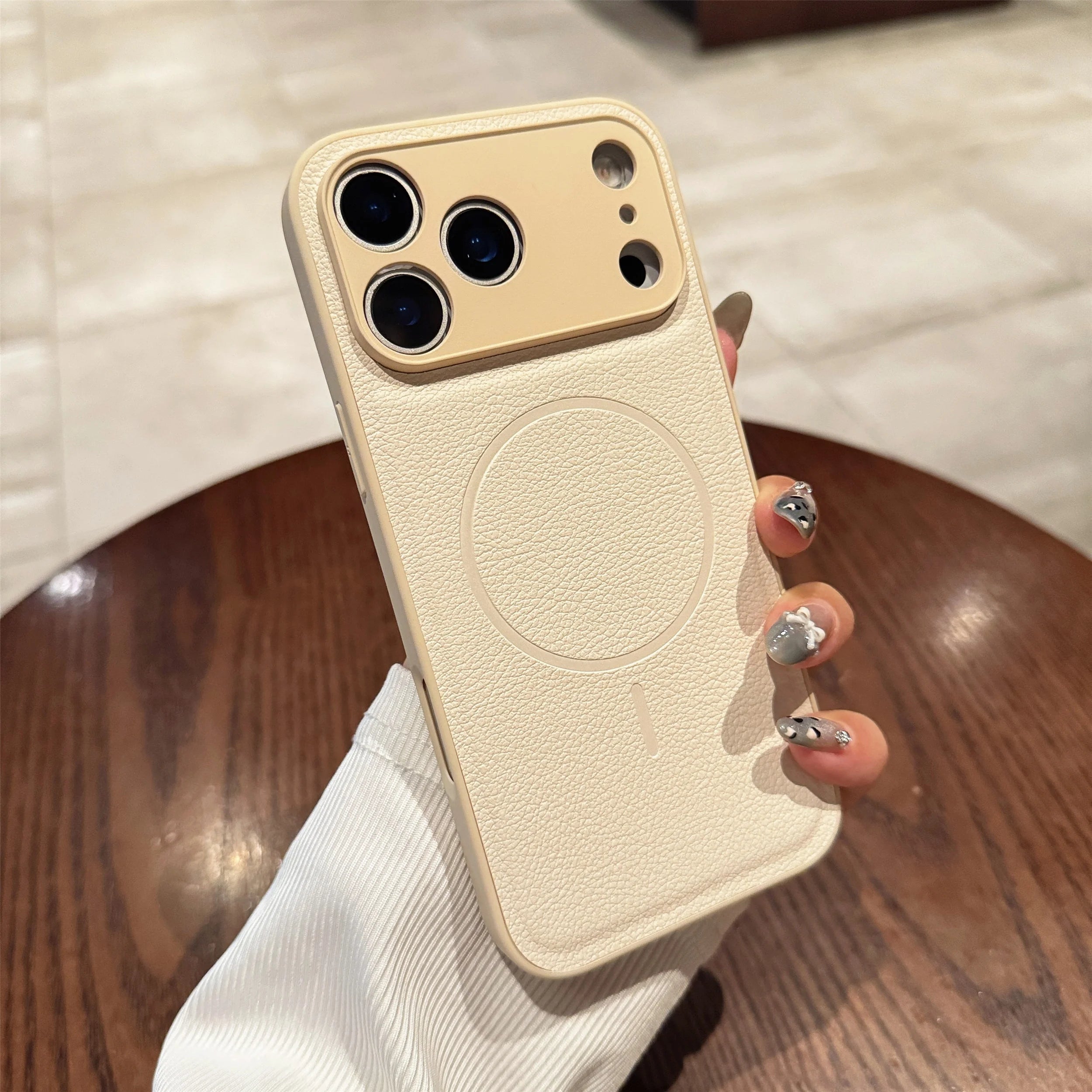 Magnetische Ledermuster Hülle für iPhone 17 Pro Max