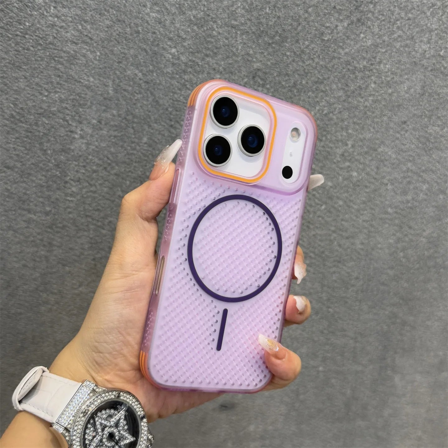 Atmungsaktive MagSafe Hülle für iPhone 17 Pro Max