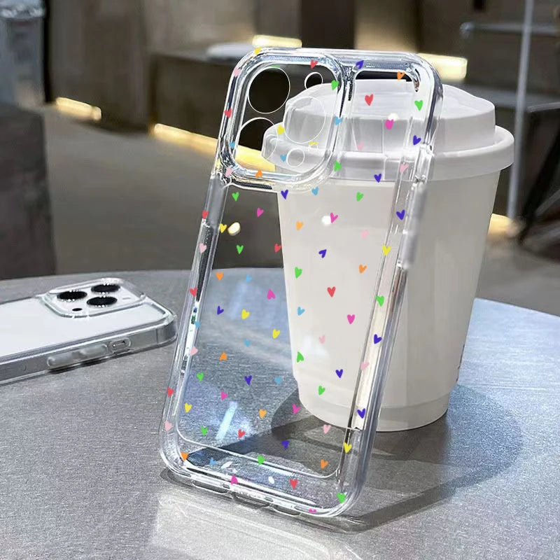 Transparente Herz-TPU Handyhülle für iPhone 17