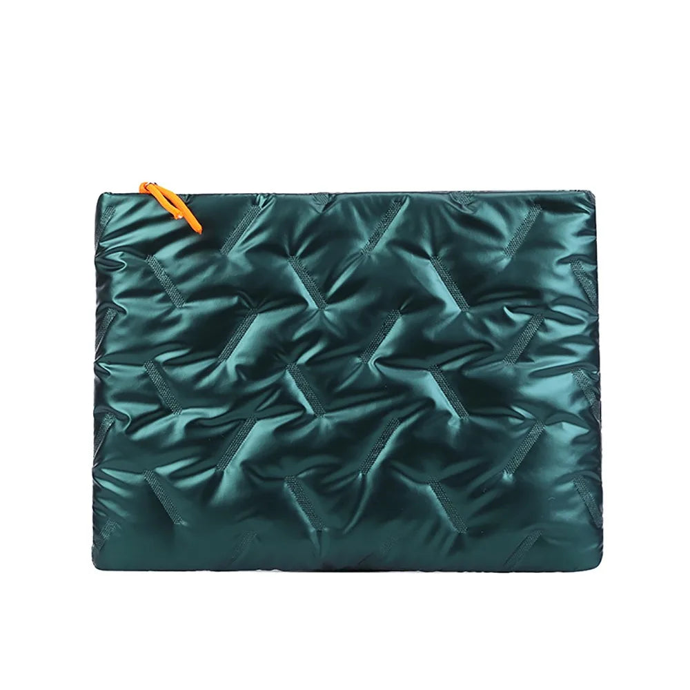 Fashionable, bulky 14-inch laptop bag