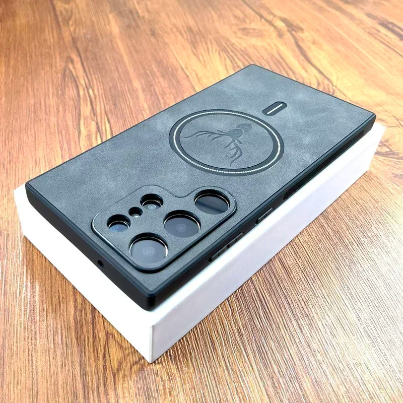 Vintage PU leather case with MagSafe