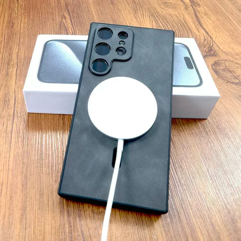 Vintage PU leather case with MagSafe