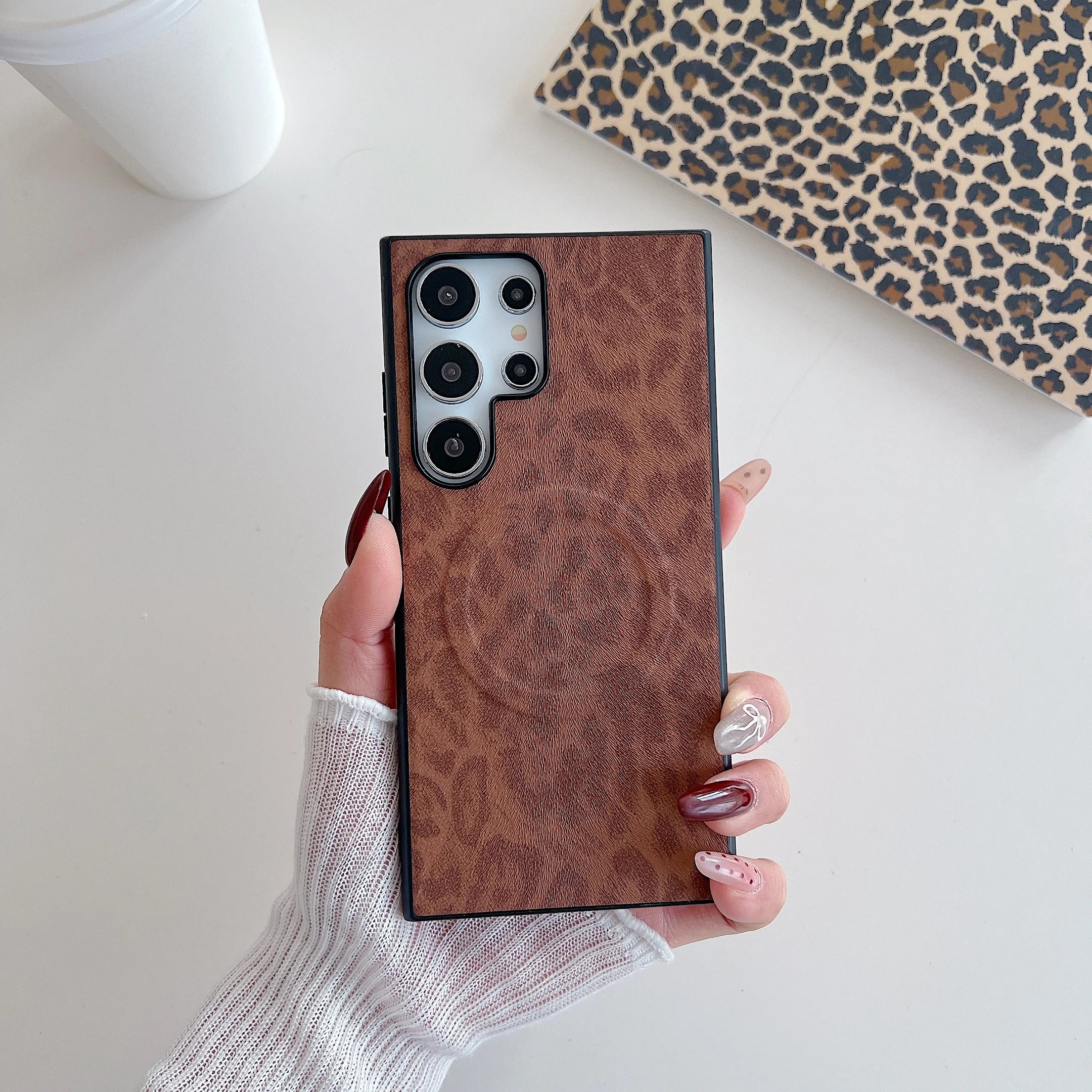 Leopard print magnetic case with MagSafe function