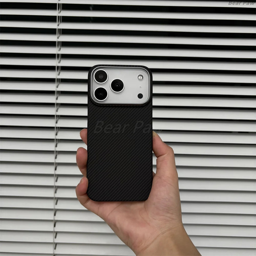 Aramid Carbonfaser Hülle für iPhone 17 Pro Max