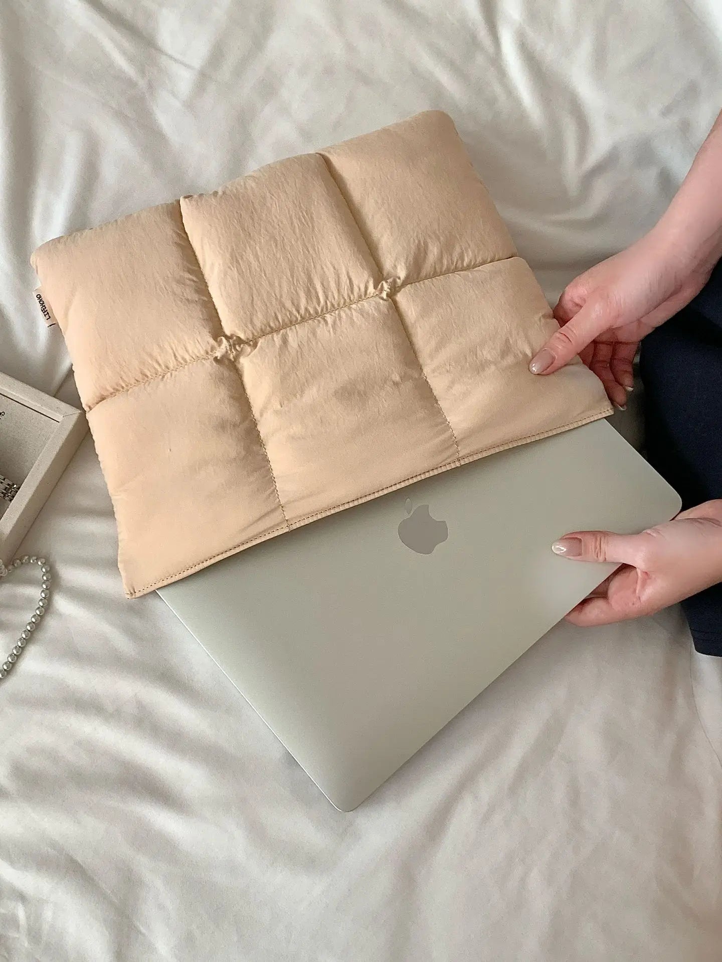 Gesteppte Puffy Laptoptasche 13-16 Zoll