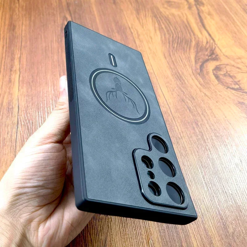 Vintage PU leather case with MagSafe