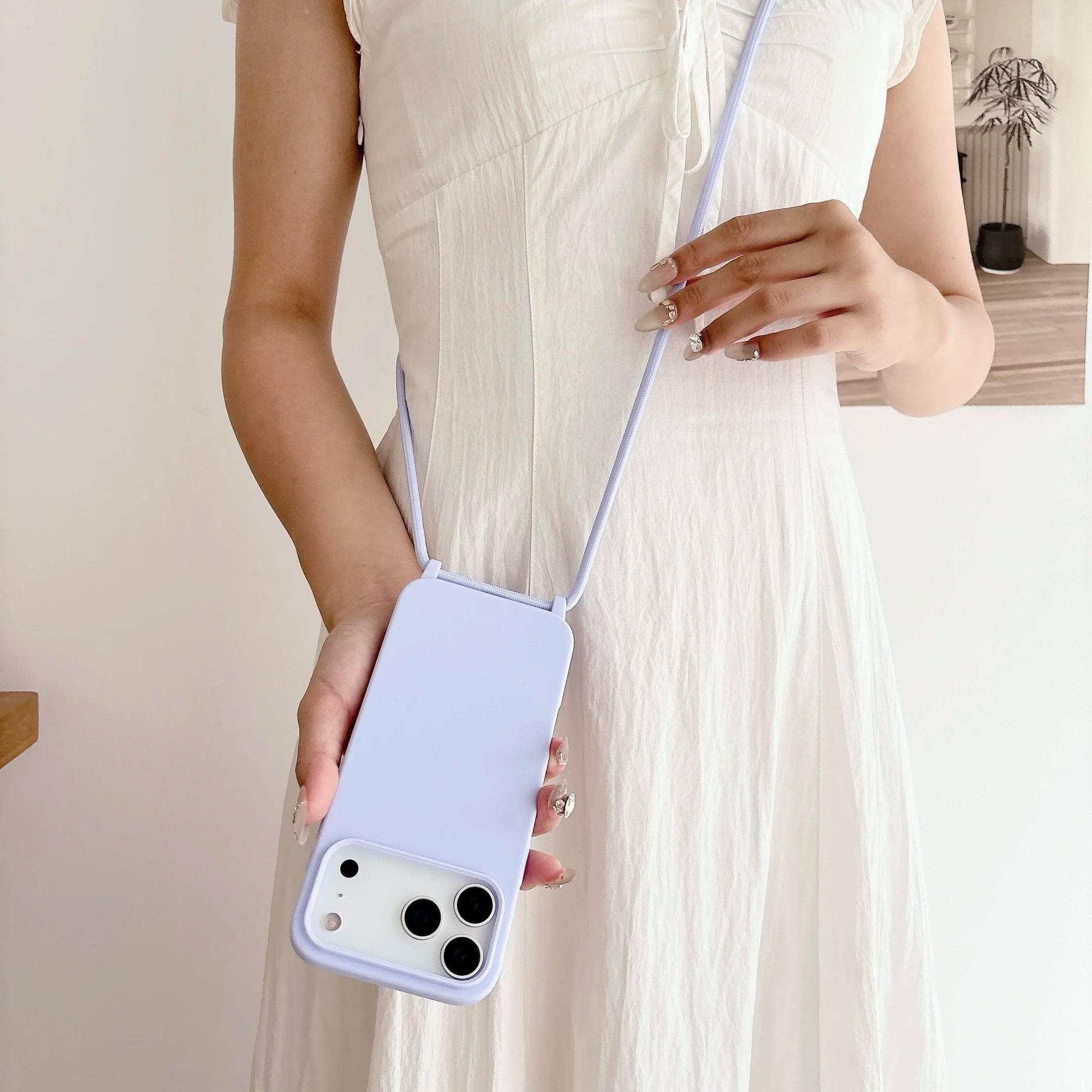 iPhone 17 Pro Max Softcase mit Band & Schutz