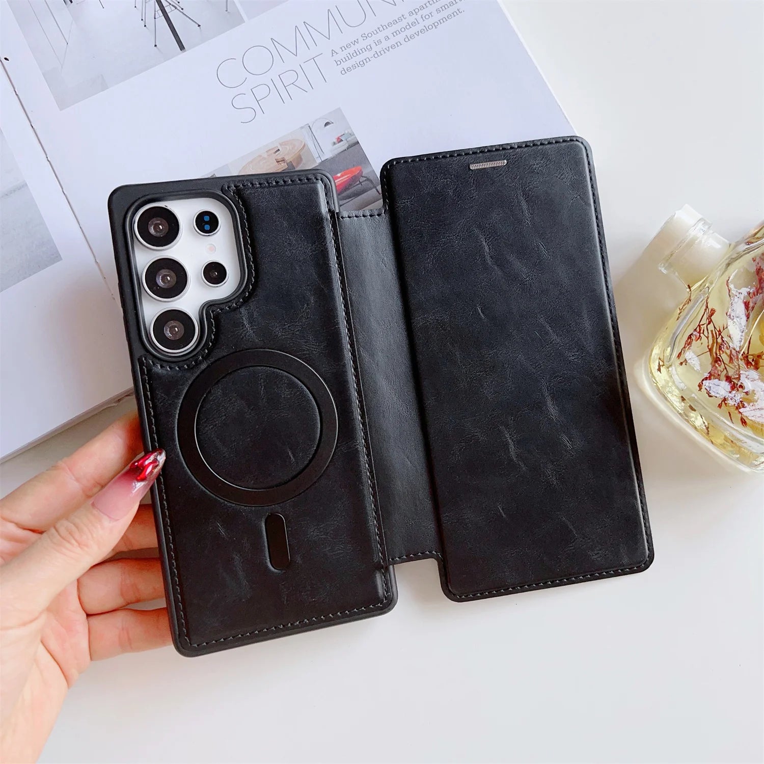 Luxus Lederhülle mit RFID & MagSafe für Galaxy S25