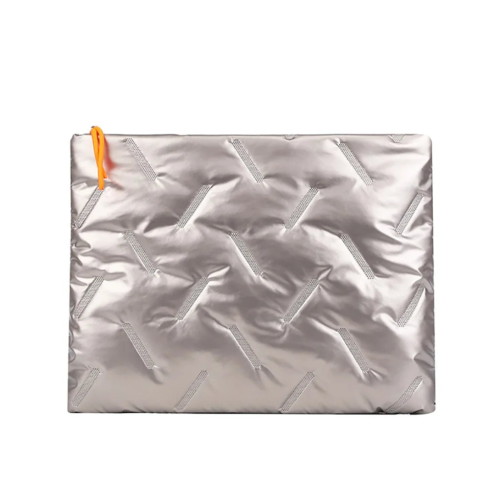 Fashionable, bulky 14-inch laptop bag