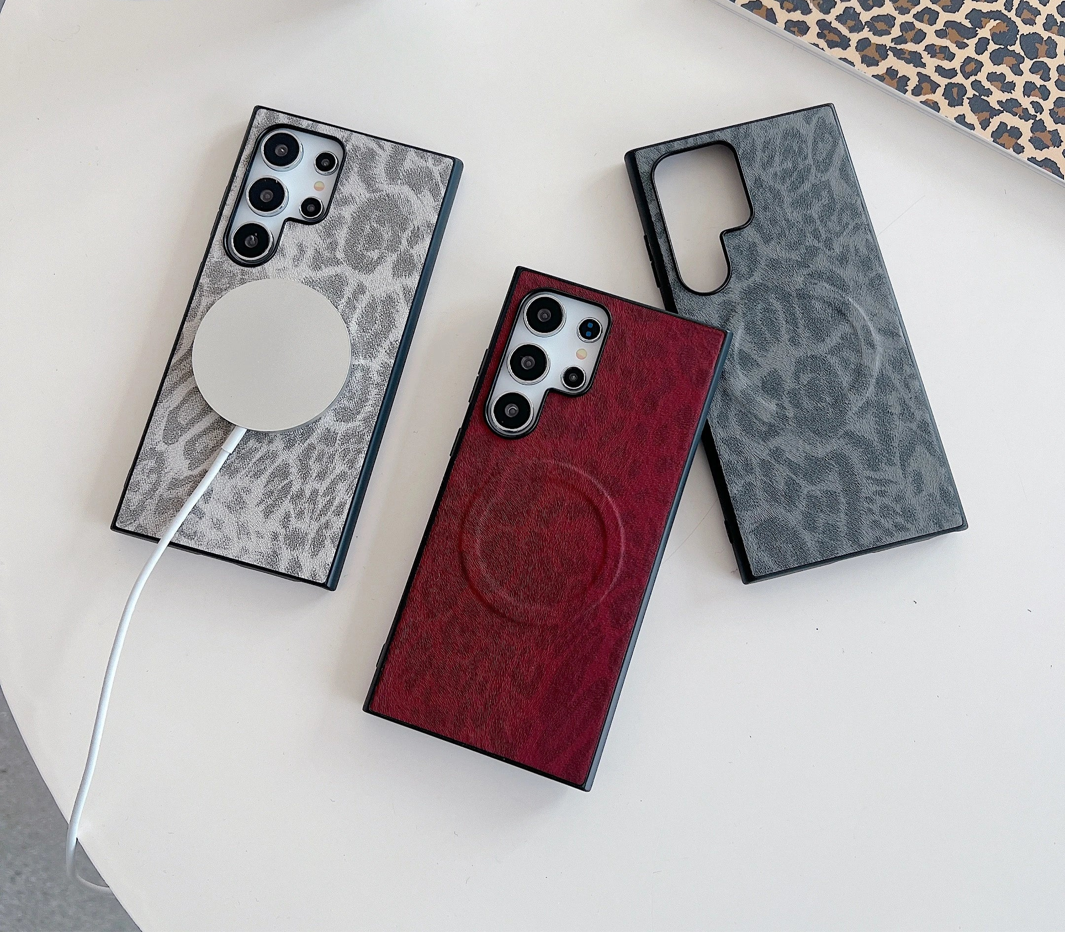 Leopard print magnetic case with MagSafe function