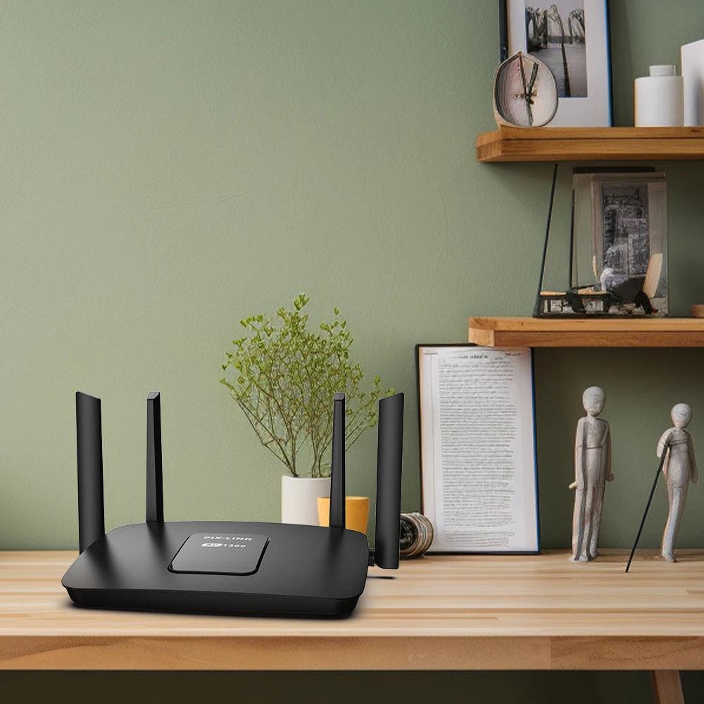 AC06 WLAN Router mit 4 Antennen & 1200 Mbit/s