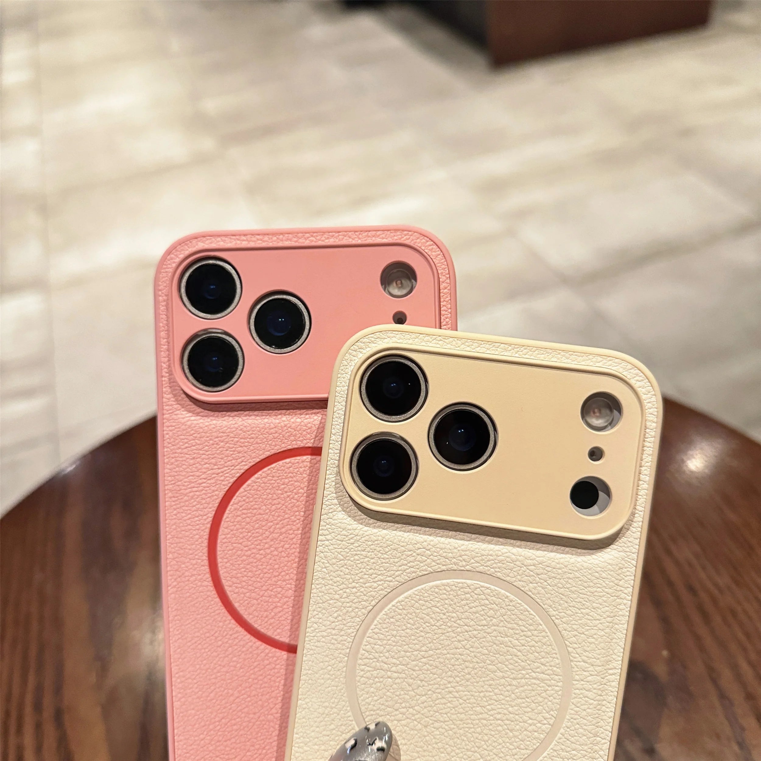 Magnetische Ledermuster Hülle für iPhone 17 Pro Max