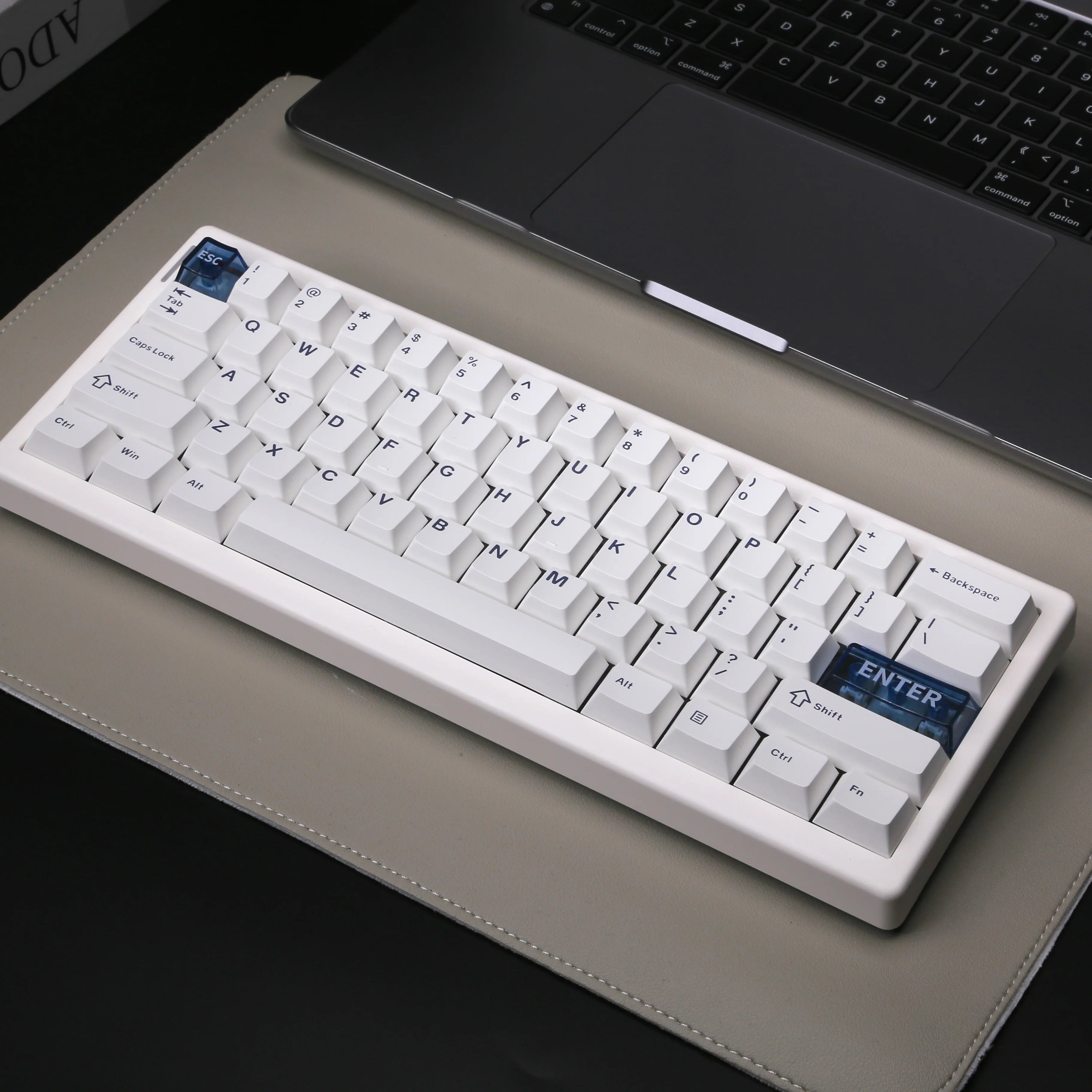 QK61 Mechanische RGB-Tastatur, 3 Modi