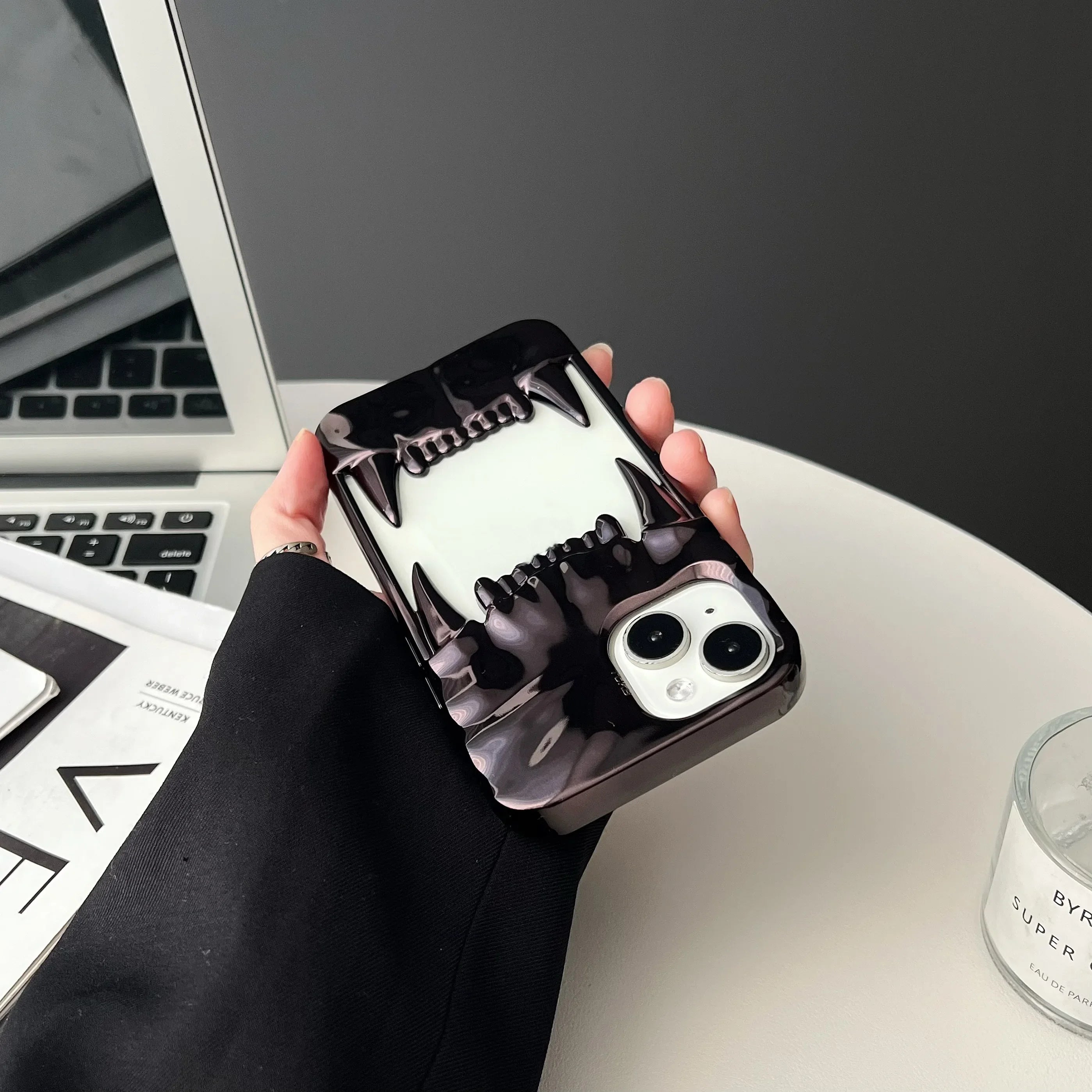 3D Hundezahn Silikonhülle iPhone stoßfest weiß