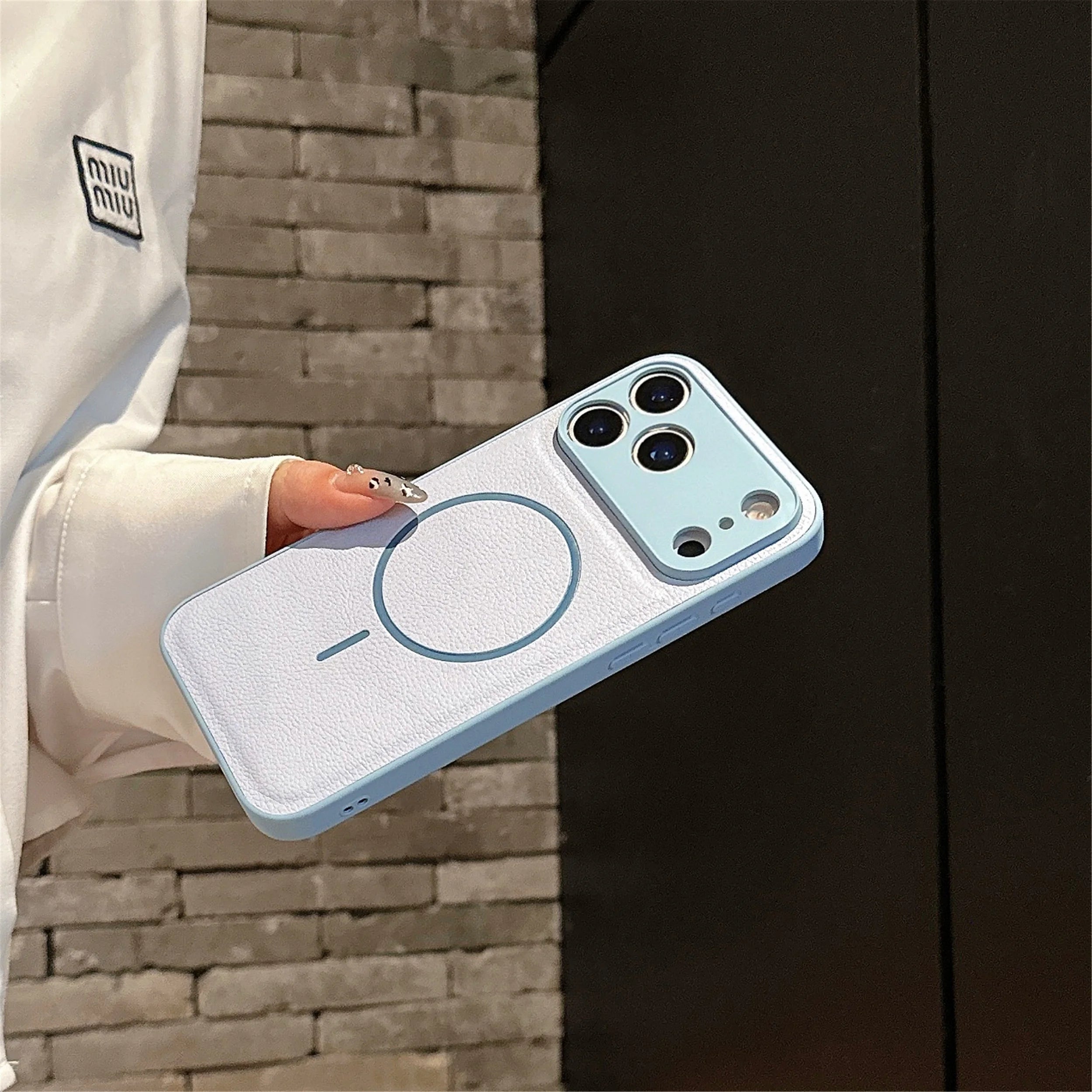 Magnetische Ledermuster Hülle für iPhone 17 Pro Max