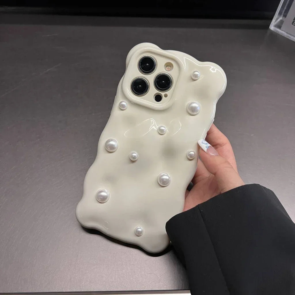 White pearl case for iPhone 17 Pro Max